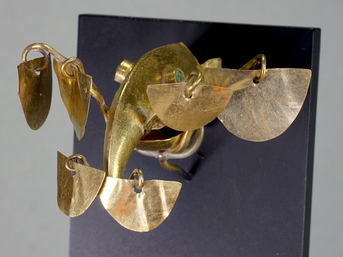 Exhibition: Online Exhibition of Over 40 Pre-Colombian Gold Works, Work: Early Moche/Vicus Head of a Tucan with Dangles $8,500