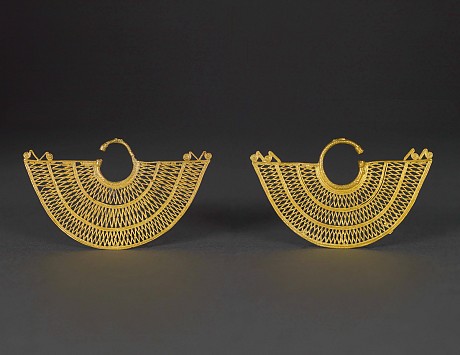 The Mysterious History of Pre-Colombian Gold,  Colombia, 2016